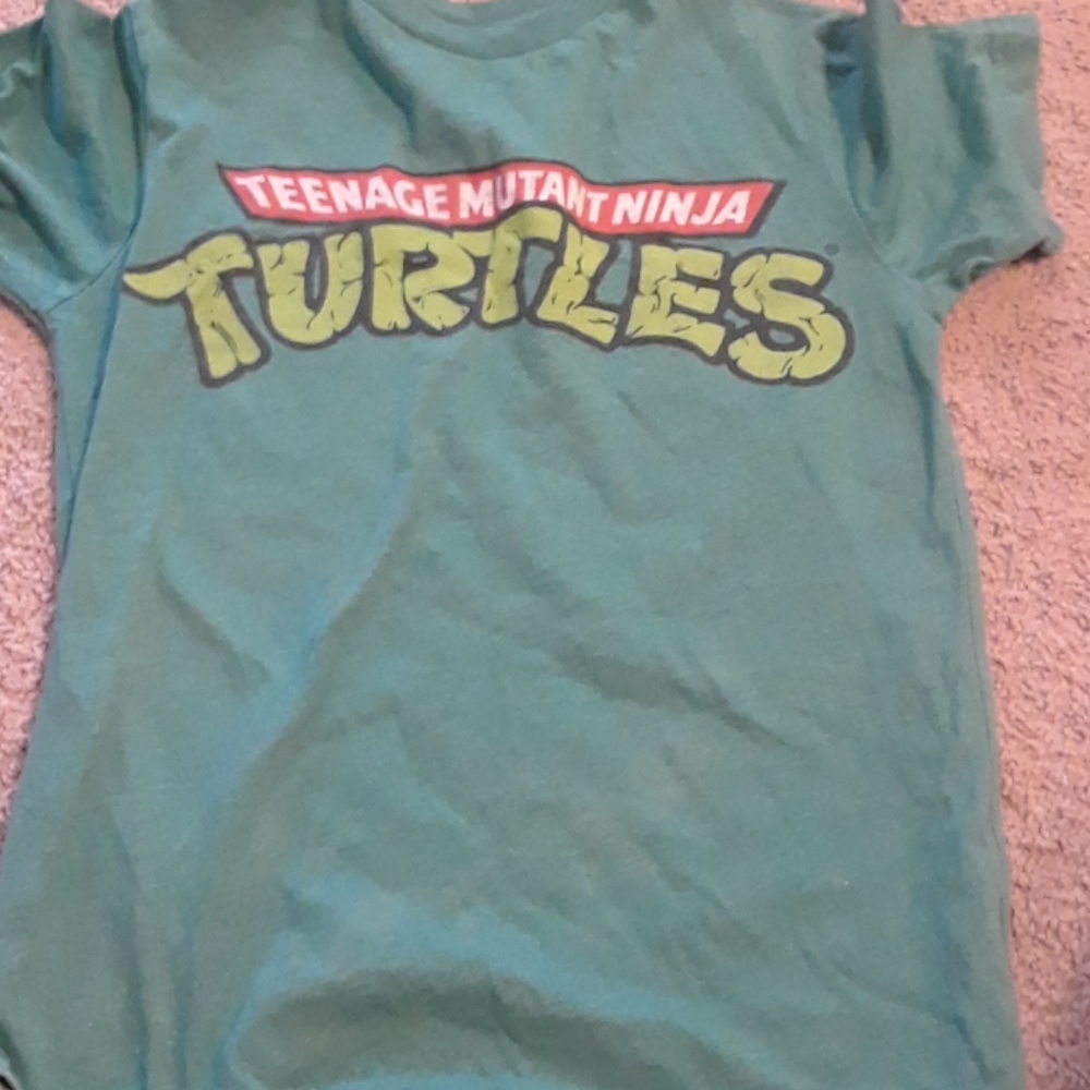 Tee
